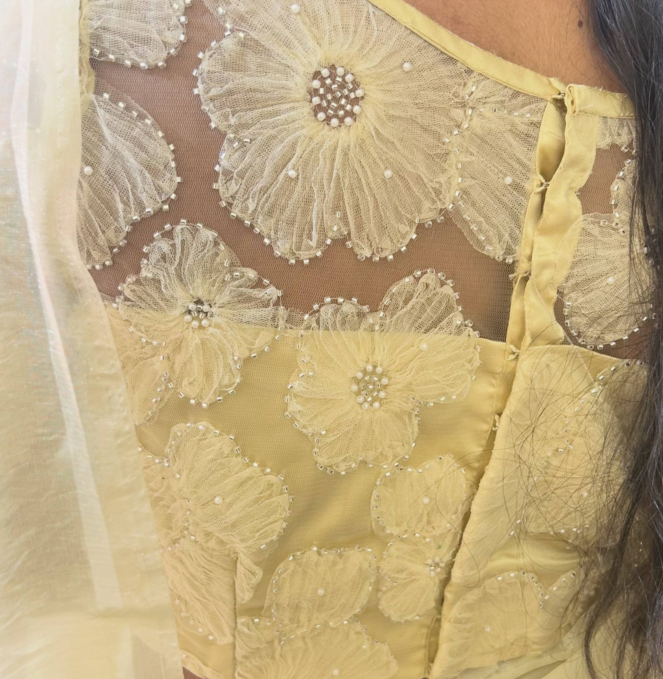 Space Silk saree with 3D Applique ribbon work blouse - View 3